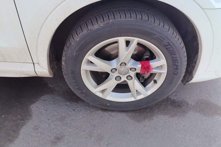 Used Audi Q3 2016 30 TFSI Fashion Model Right Front Wheel Hub