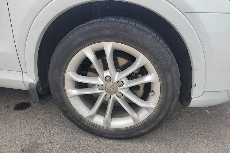 Used Audi Q3 2016 30 TFSI Collector's Edition Comfort Model Right Front Wheel Hub