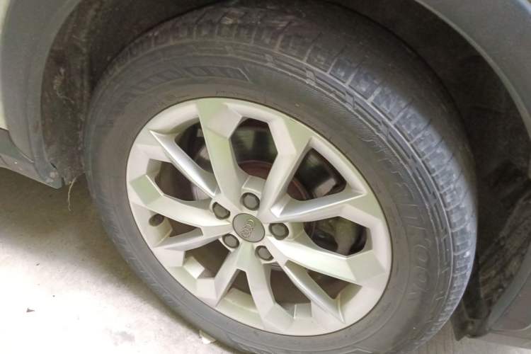 Used Audi Q3 2016 30 TFSI Standard Model Right Front Wheel Hub