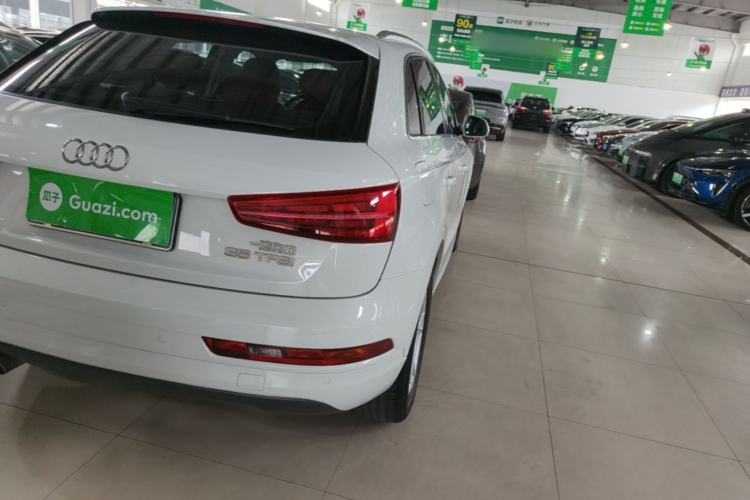 Used Audi Q3 2016 35 TFSI Fashion Model Right Rear Taillight