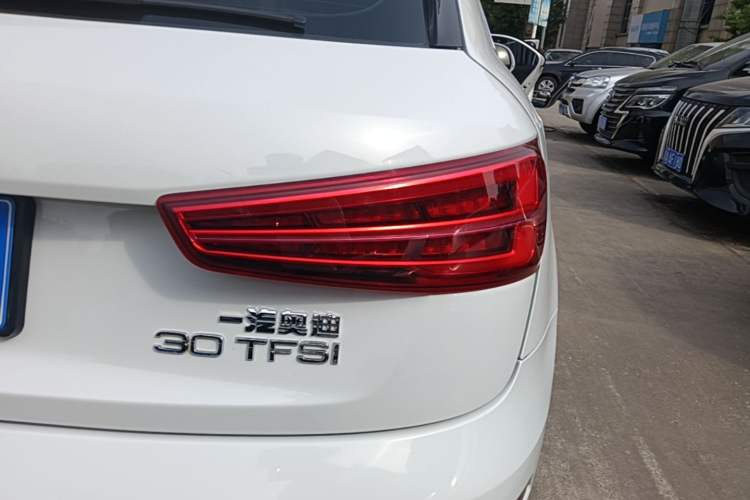 Used Audi Q3 2016 30 TFSI Fashion Model Right Rear Taillight