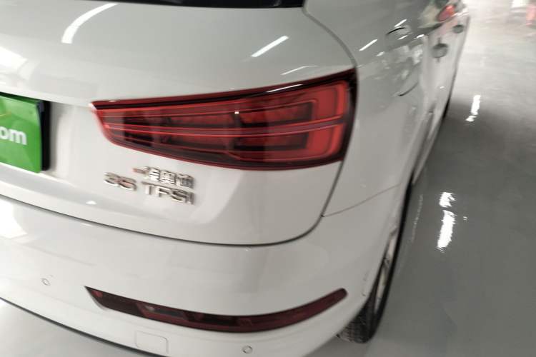 Used Audi Q3 2016 35 TFSI Style Edition Right Rear Taillight