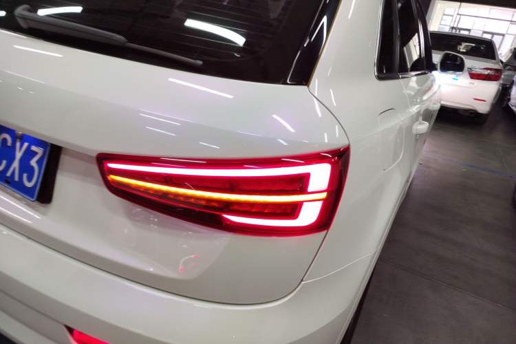Used Audi Q3 2016 30 TFSI Fashion Model Right Rear Taillight