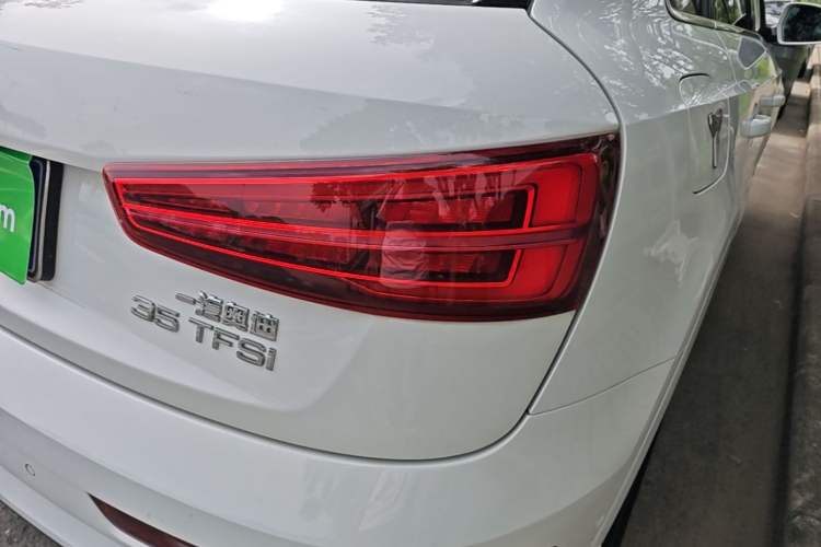 Used Audi Q3 2016 35 TFSI Style Edition Right Rear Taillight