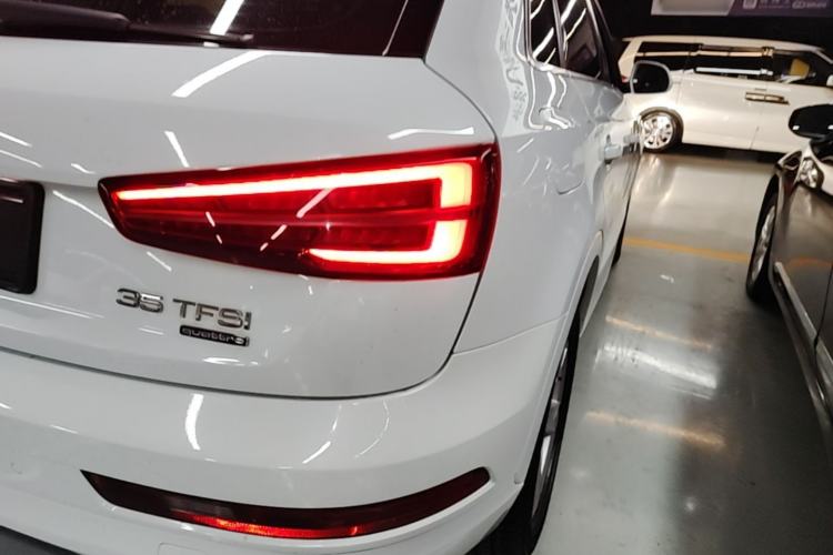 Used Audi Q3 2016 35 TFSI Fashion Model Right Rear Taillight