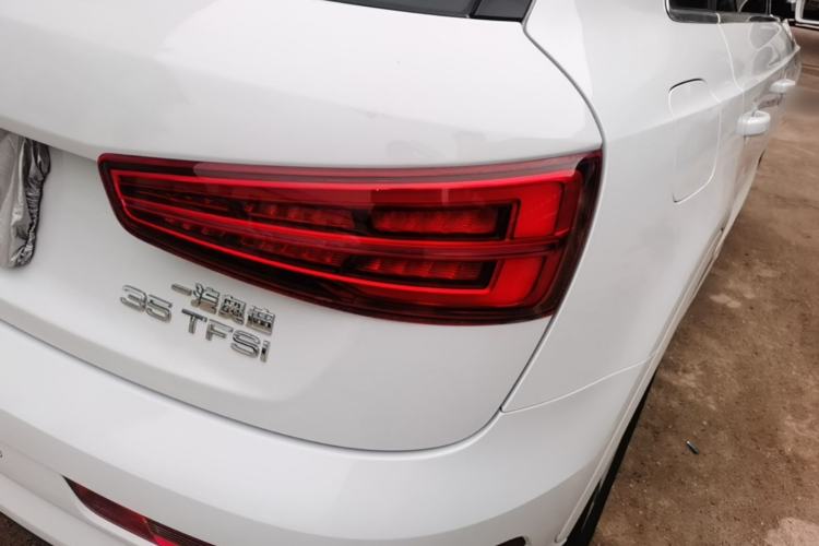 Used Audi Q3 2016 35 TFSI Fashion Model Right Rear Taillight