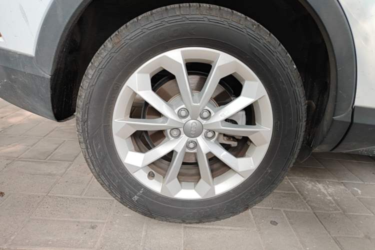 Used Audi Q3 2016 30 TFSI Standard Model Right Rear Wheel Hub