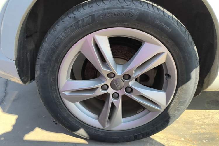 Used Audi Q3 2016 35 TFSI Style Edition Right Rear Wheel Hub