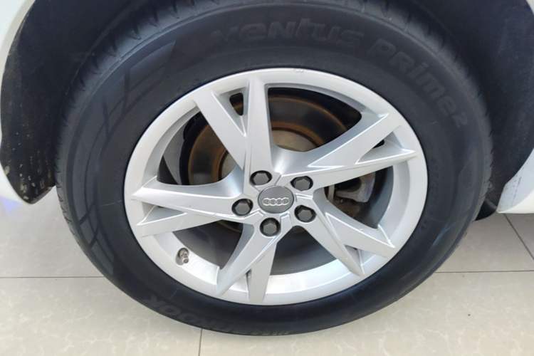 Used Audi Q3 2016 30 TFSI Fashion Model Right Rear Wheel Hub
