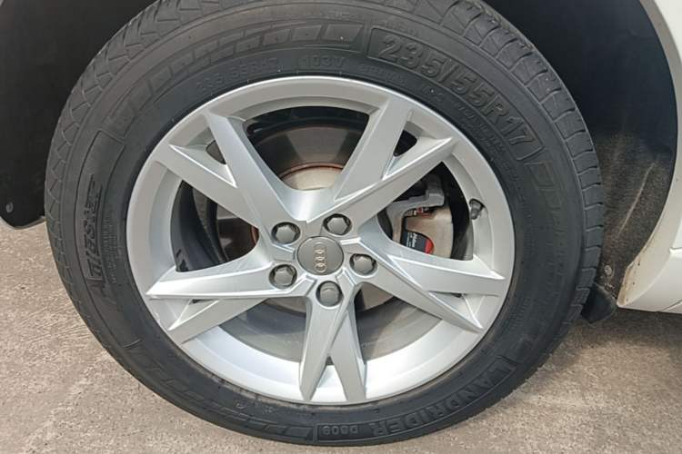 Used Audi Q3 2016 30 TFSI Fashion Model Right Rear Wheel Hub
