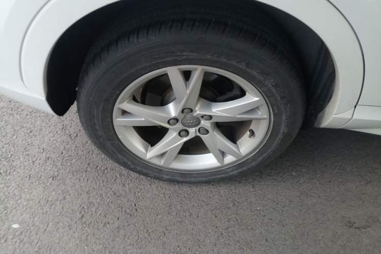 Used Audi Q3 2016 30 TFSI Fashion Model Right Rear Wheel Hub