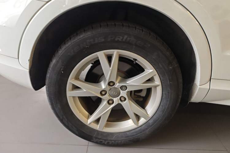 Used Audi Q3 2016 30 TFSI Fashion Model Right Rear Wheel Hub