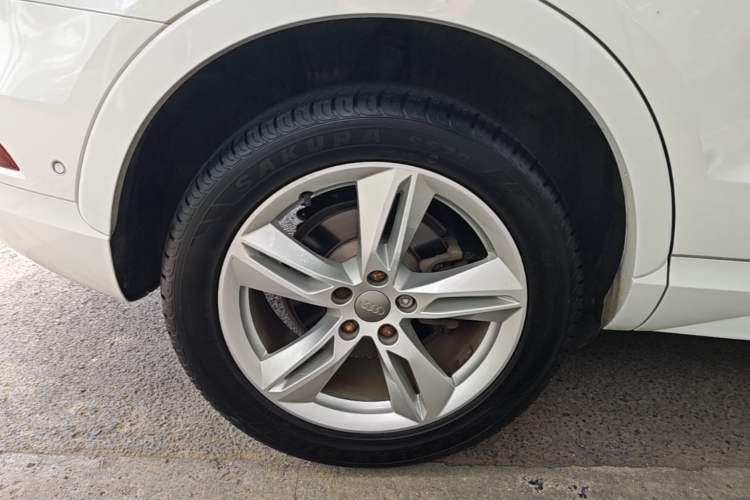 Used Audi Q3 2016 35 TFSI Style Edition Right Rear Wheel Hub