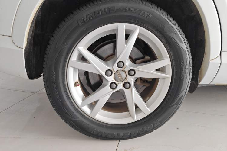 Used Audi Q3 2016 30 TFSI Fashion Model Right Rear Wheel Hub