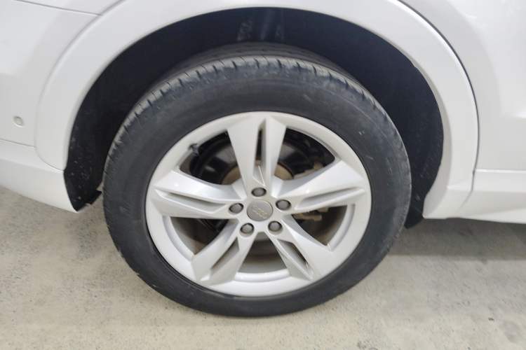 Used Audi Q3 2016 35 TFSI Style Edition Right Rear Wheel Hub