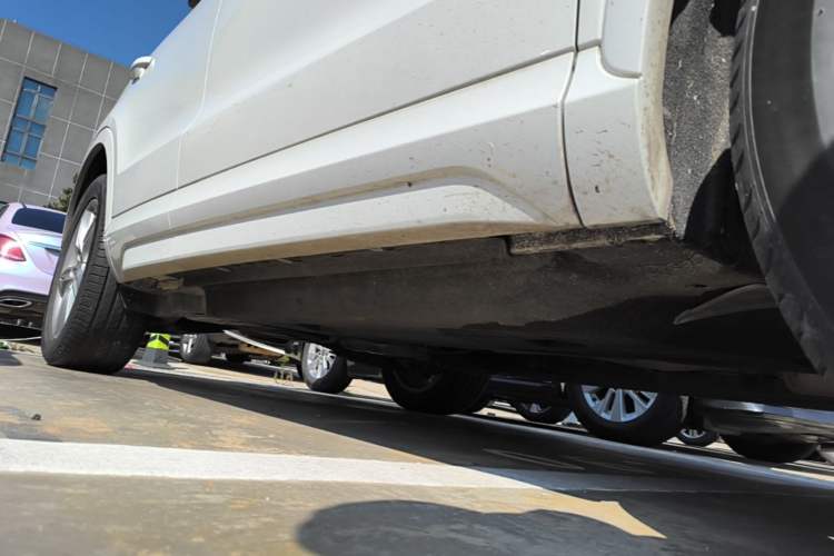 Used Audi Q3 2016 35 TFSI Style Edition Right Side Sill