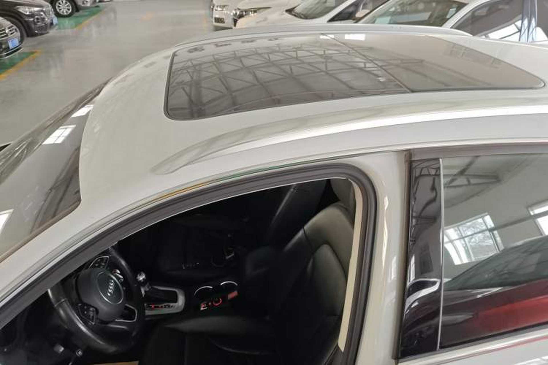 Used Audi Q3 2016 35 TFSI Collection Edition quattro Enjoyment Model Roof