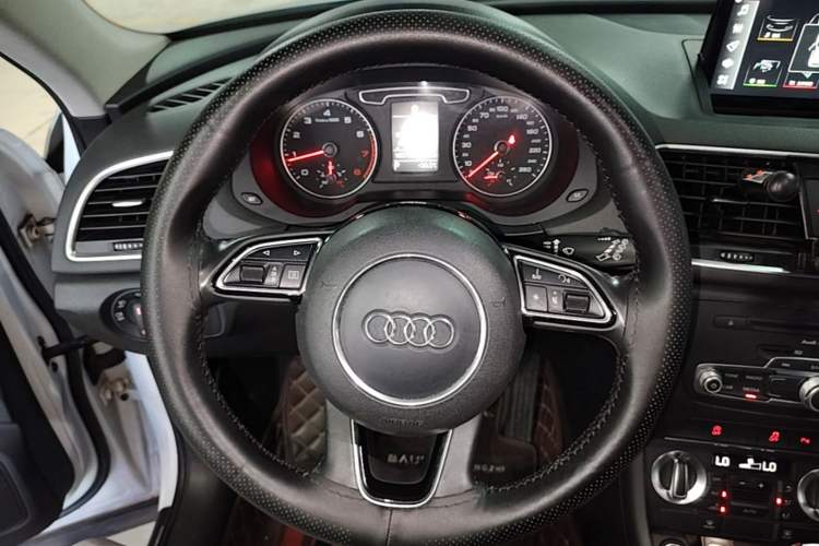 Used Audi Q3 2016 30 TFSI Collector's Edition Intelligent Model Steering Wheel