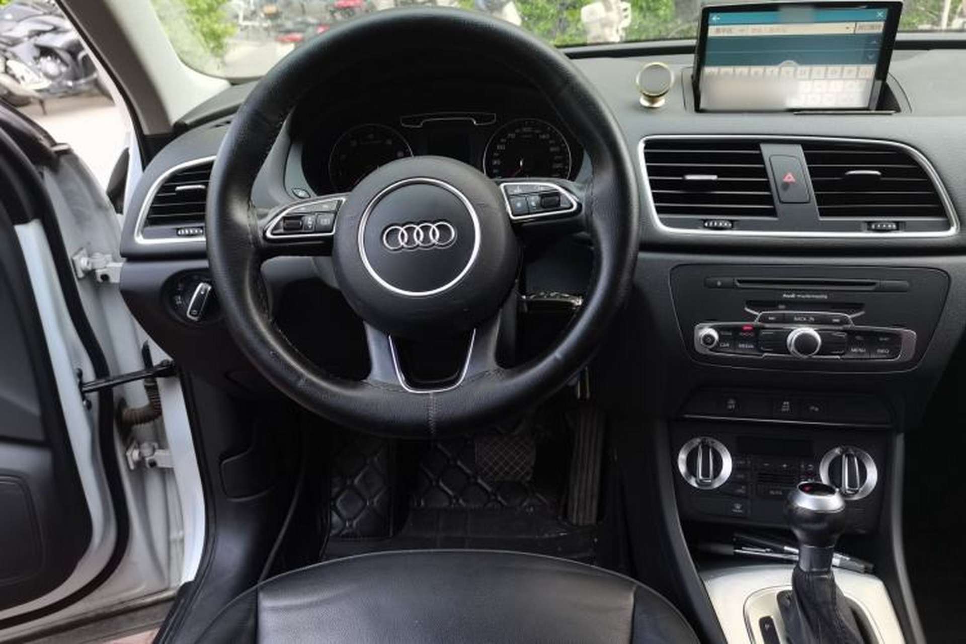 Used Audi Q3 2016 30 TFSI Collector's Edition Comfort Model Steering Wheel