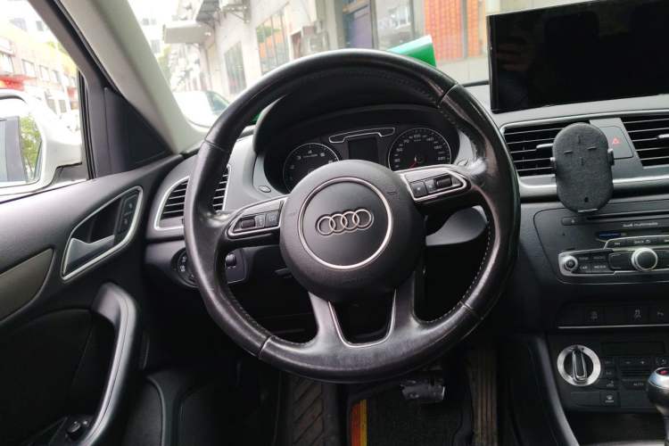 Used Audi Q3 2016 30 TFSI Collector's Edition Intelligent Model Steering Wheel