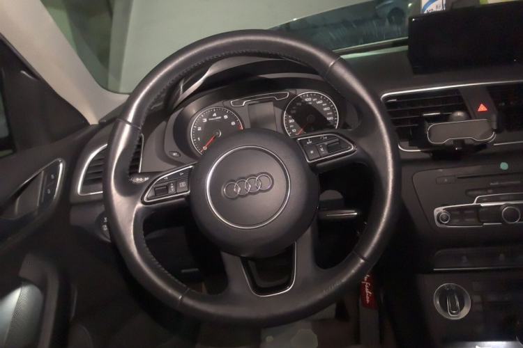 Used Audi Q3 2016 30 TFSI Collector's Edition Comfort Model Steering Wheel