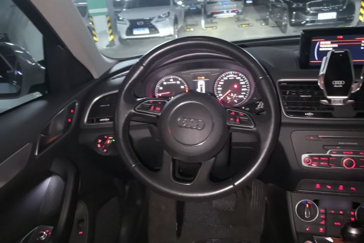 Used Audi Q3 2016 35 TFSI quattro all-wheel-drive style model Steering Wheel