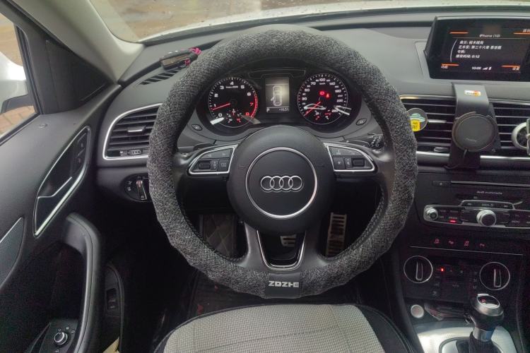 Used Audi Q3 2016 35 TFSI Style Edition Steering Wheel