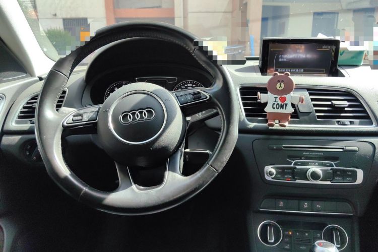 Used Audi Q3 2016 35 TFSI Fashion Model Steering Wheel