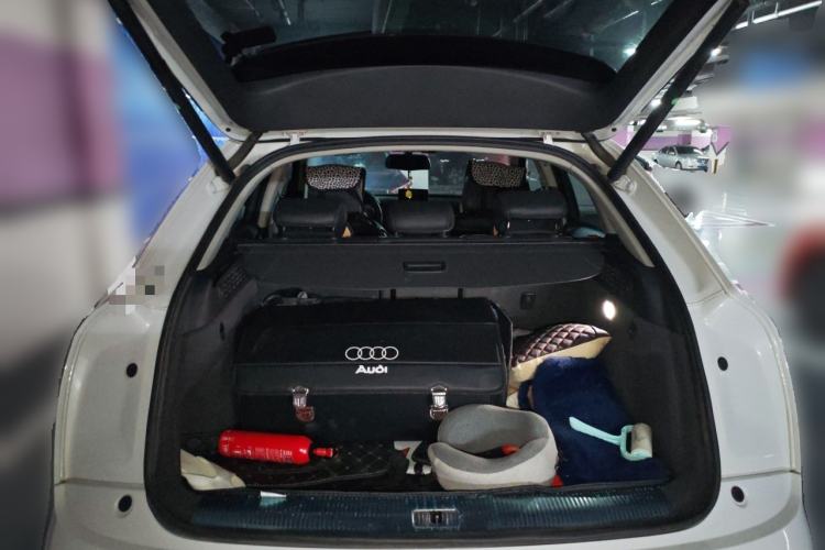 Used Audi Q3 2016 30 TFSI Fashion Model Trunk