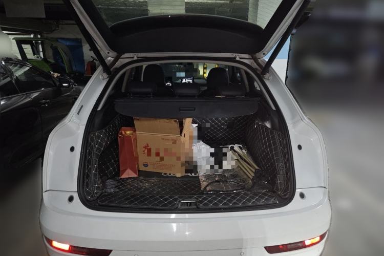 Used Audi Q3 2016 30 TFSI Fashion Model Trunk