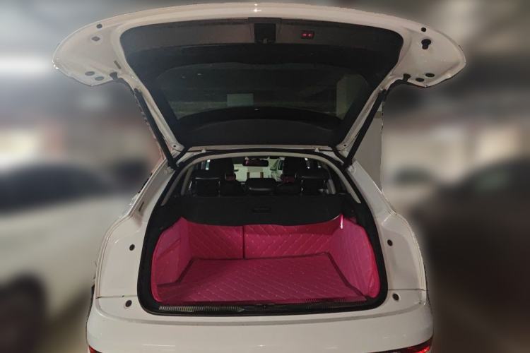Used Audi Q3 2016 30 TFSI Fashion Model Trunk