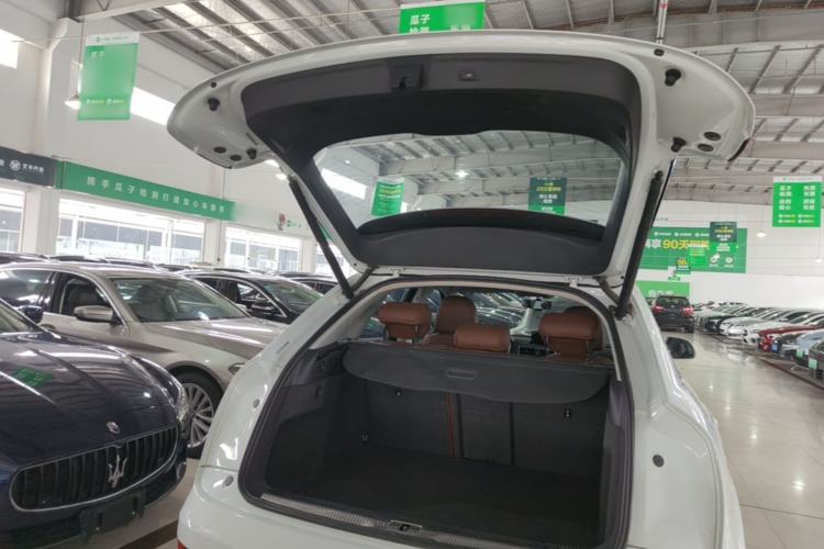 Used Audi Q3 2016 35 TFSI Fashion Model Trunk
