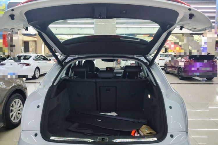 Used Audi Q3 2016 30 TFSI Fashion Model Trunk
