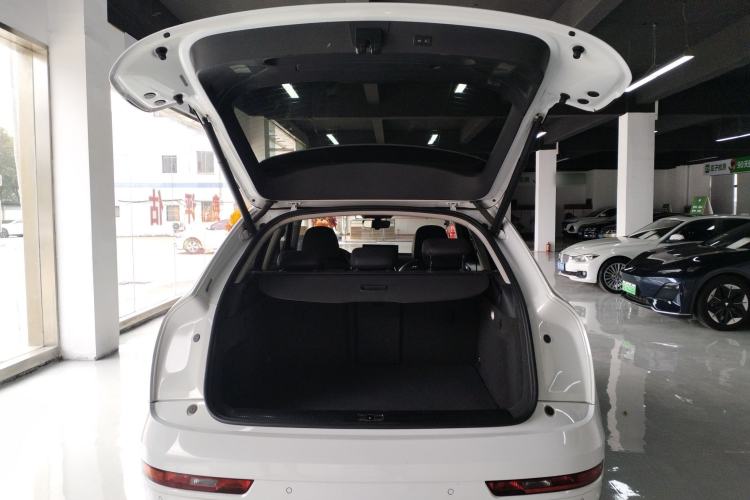 Used Audi Q3 2016 35 TFSI Style Edition Trunk