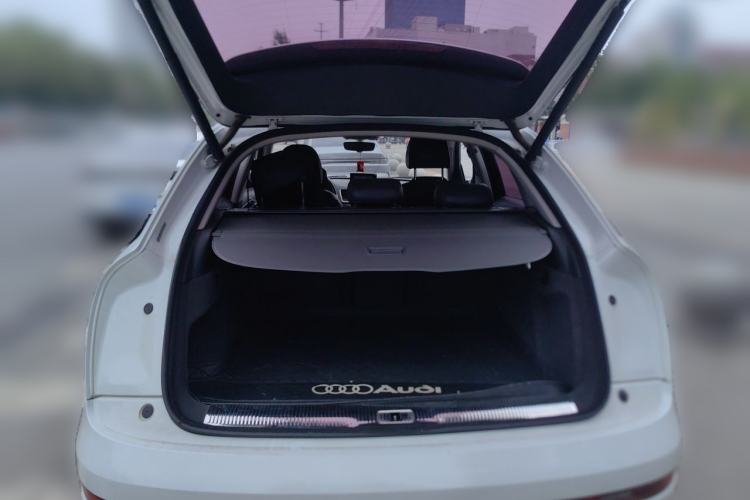 Used Audi Q3 2016 30 TFSI Fashion Model Trunk