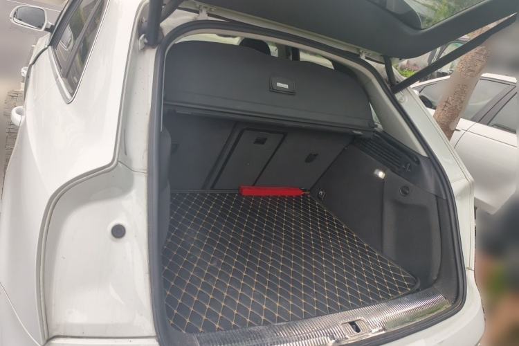 Used Audi Q3 2016 30 TFSI Fashion Model Trunk
