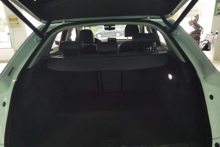 Used Audi Q3 2016 35 TFSI Fashion Model Trunk
