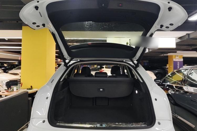 Used Audi Q3 2016 35 TFSI Fashion Model Trunk