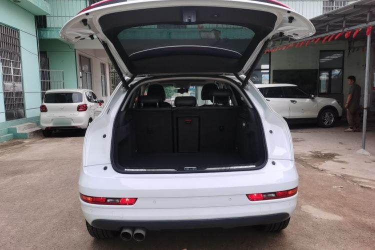 Used Audi Q3 2016 35 TFSI Fashion Model Trunk
