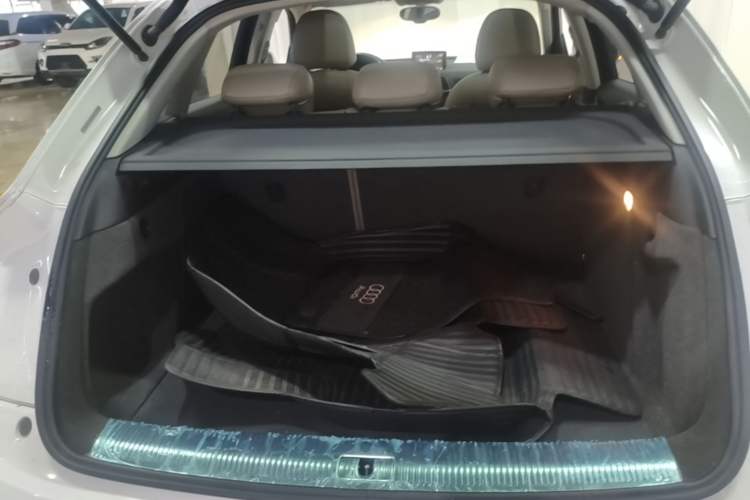 Used Audi Q3 2016 35 TFSI Collection Edition Intelligent Model Trunk