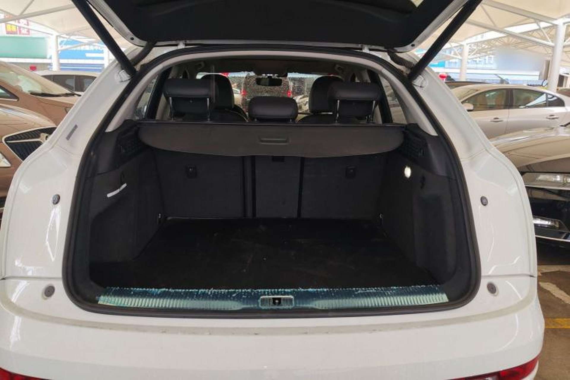 Used Audi Q3 2016 35 TFSI Fashion Model Trunk