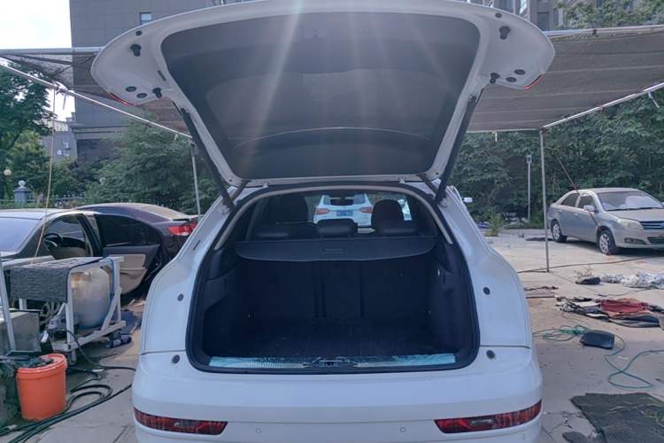Used Audi Q3 2016 30 TFSI Fashion Model Trunk