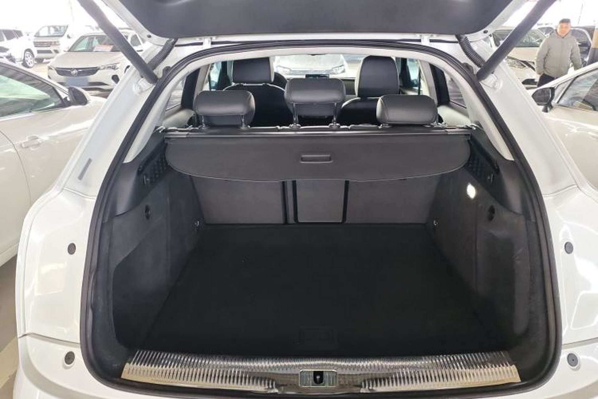 Used Audi Q3 2016 30 TFSI Fashion Model Trunk
