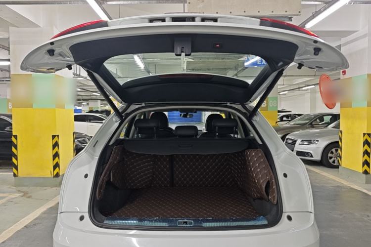 Used Audi Q3 2016 30 TFSI Fashion Model Trunk