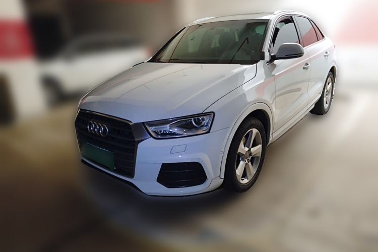 Used Audi Q3 2016 35 TFSI quattro all-wheel-drive style model Guazi used car, China used car export, Used car for sale, Used cars, Cheapest cars for sale