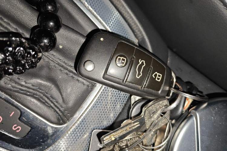 Used Audi Q3 2016 30 TFSI Fashion Model Vehicle Key