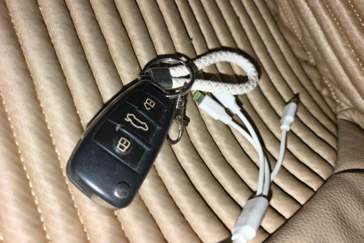 Used Audi Q3 2016 35 TFSI Style Edition Vehicle Key