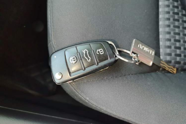 Used Audi Q3 2016 30 TFSI Standard Model Vehicle Key