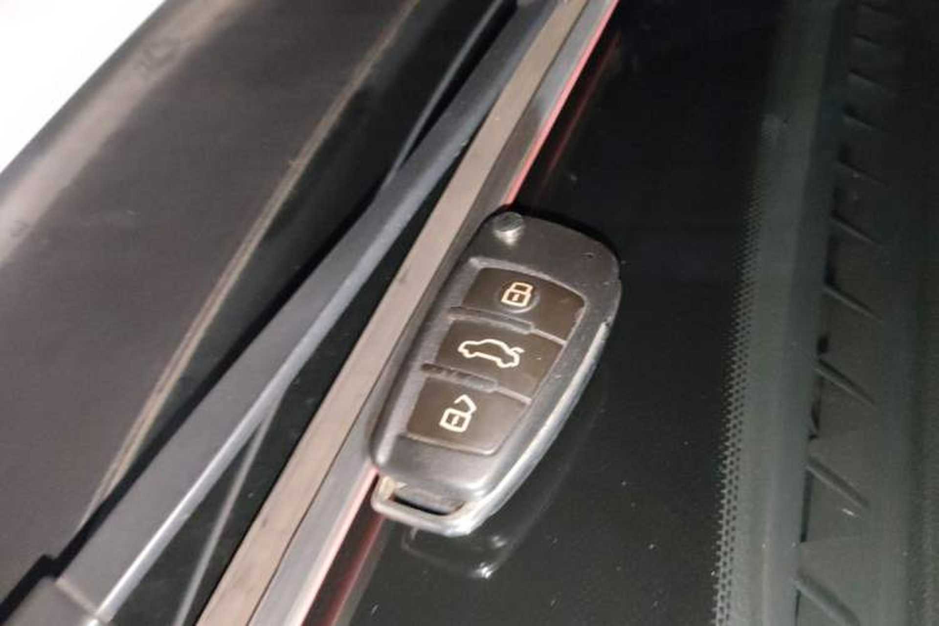 Used Audi Q3 2016 35 TFSI Collection Edition Comfort Model Vehicle Key