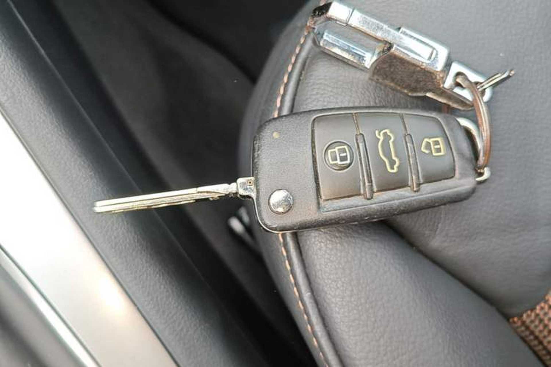 Used Audi Q3 2016 30 TFSI Fashion Model Vehicle Key